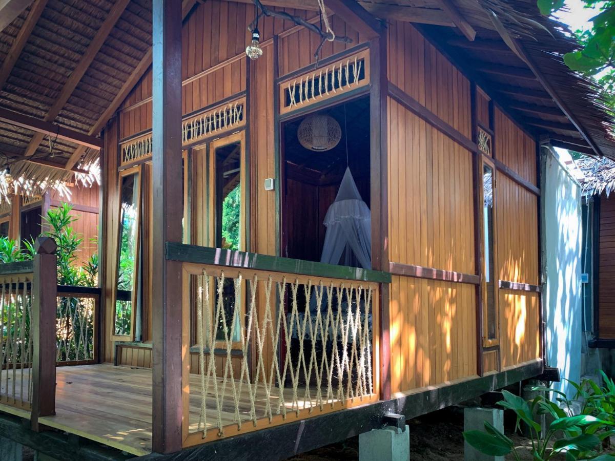 3Will Bunaken Dive Resort Экстерьер фото