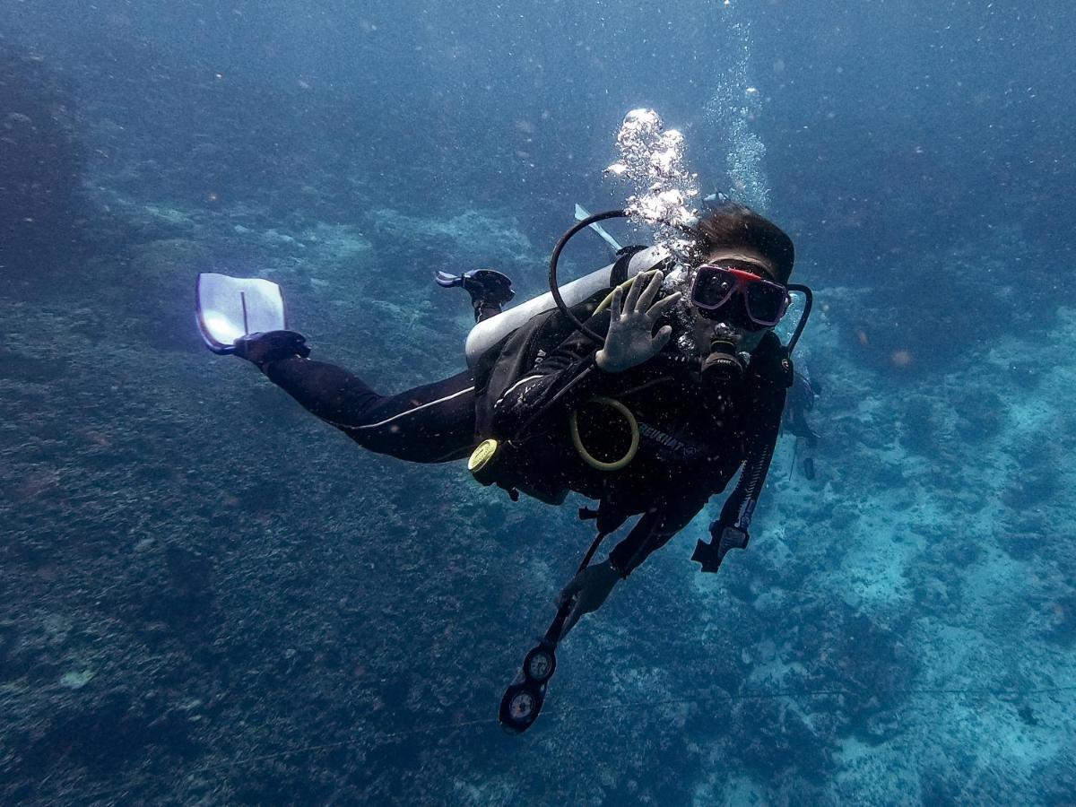 3Will Bunaken Dive Resort Экстерьер фото